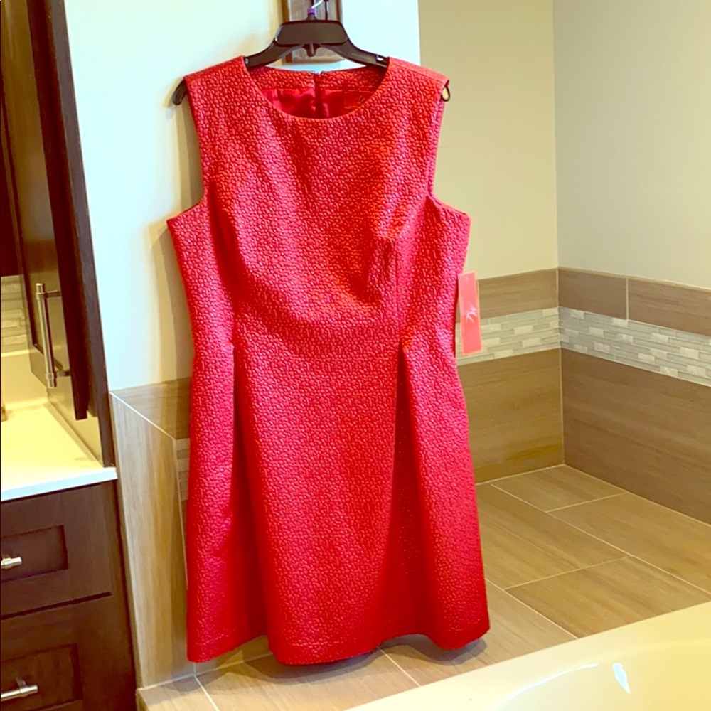 New w/tags Monique LHullier Red Dress